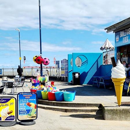 Seas The Day - Beachfront Apartment - Sleeps 4 Ramsgate Eksteriør billede