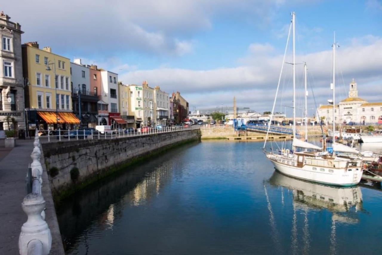 Seas The Day - Beachfront Apartment - Sleeps 4 Ramsgate Eksteriør billede