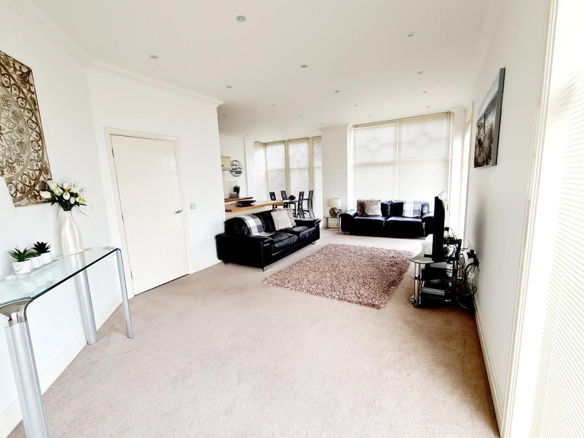 Seas The Day - Beachfront Apartment - Sleeps 4 Ramsgate Eksteriør billede