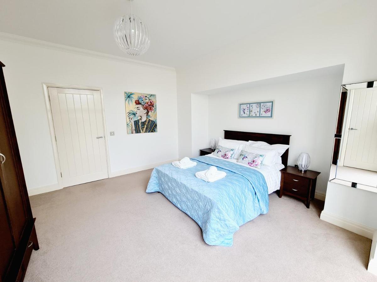 Seas The Day - Beachfront Apartment - Sleeps 4 Ramsgate Eksteriør billede