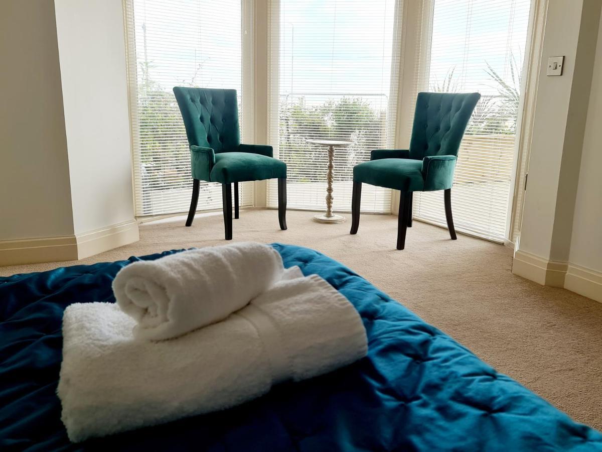 Seas The Day - Beachfront Apartment - Sleeps 4 Ramsgate Eksteriør billede